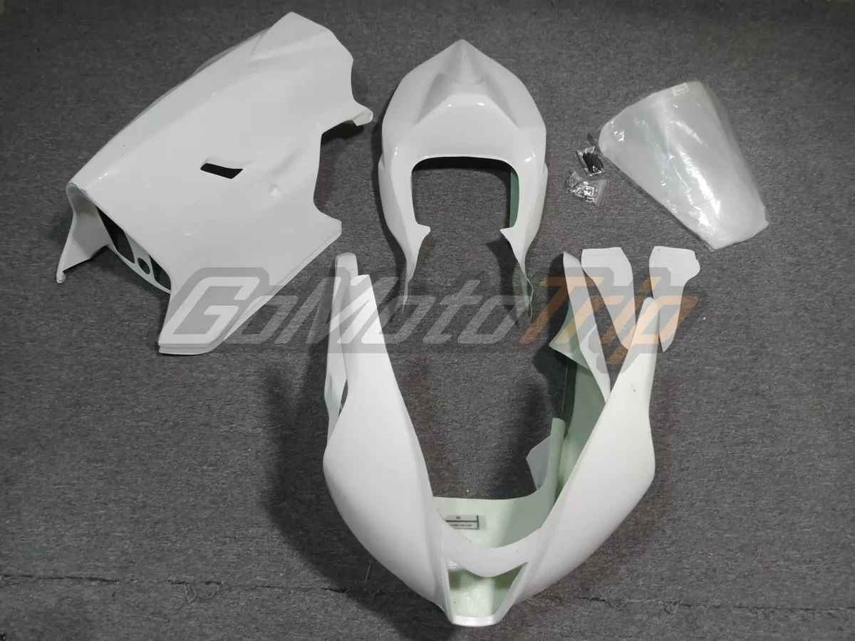Aprilia RSV1000 race bodywork — supplier photo